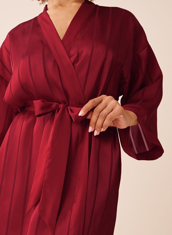 La Vie en Rose Shadow Stripe Satin Kimono - Image 4
