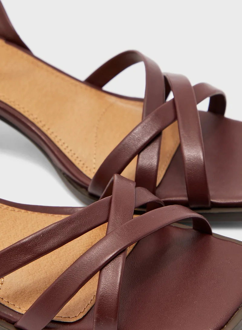 TOPSHOP Divine Low Heel Sandal