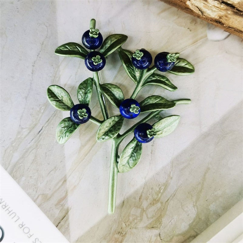1Pc Women Retro Stoving Varnish Blueberry Branch Style Brooch Breastpin Collar Pin Wedding Party Accessory Jewelry (Green) - Image 2