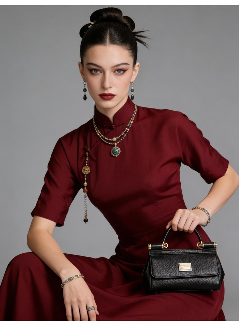 D&G DG bag black Dauphine leather mini-bag-gold metal hardware, signature board, top handle and convertible belt, luxury structure handbag for daily and formal occasions. - Image 2