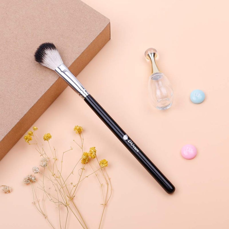 DUcare Highlighter Brush Fan Brush Setting Makeup Brush Blending Helps Lock in Foundation and Concealer 1Pcs Black - Image 5
