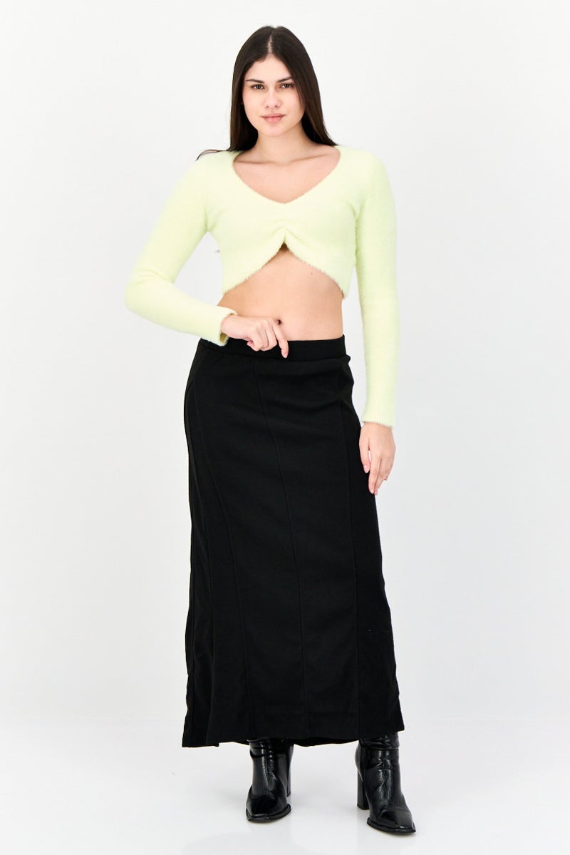 Bershka بلوزة نسائية بقصة على شكل حرف U بأكمام طويلة، لون أخضر فاتح - Image 4