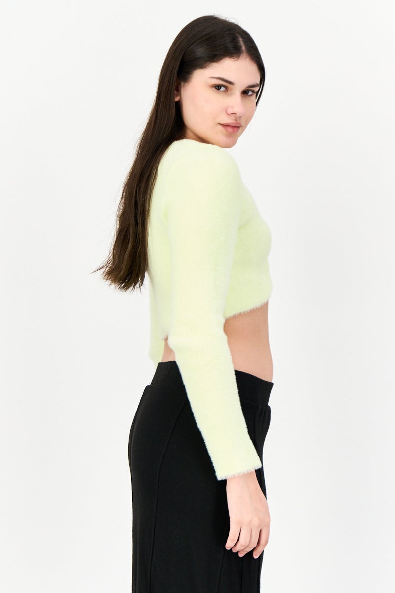 Bershka بلوزة نسائية بقصة على شكل حرف U بأكمام طويلة، لون أخضر فاتح - Image 2