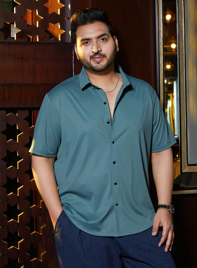 انستافاب بلس قميص رجالي أخضر بحري بدون خياطة مقاس كبير مريح للارتداء اليومي بياقة ممتدة وأكمام قصيرة