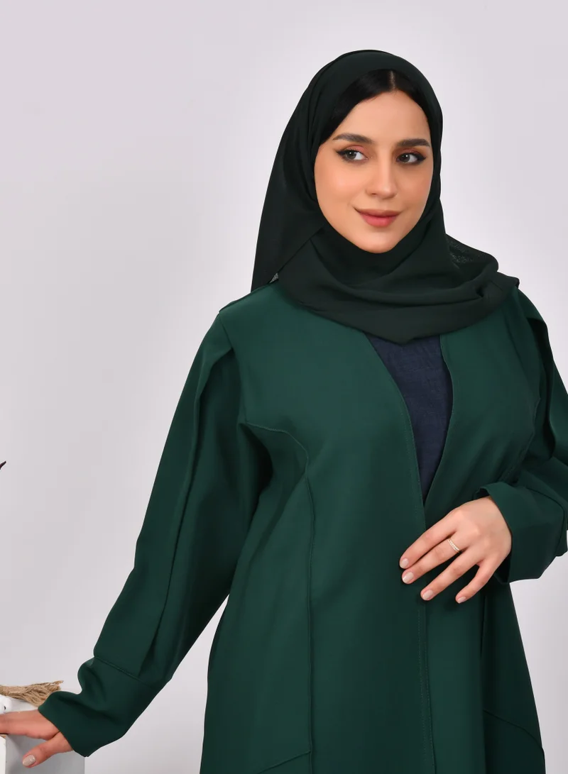 عبايات حوراء عباية عملية لف باللون الاخضر ربع كلوش بخطوط تفصيلية بارزة