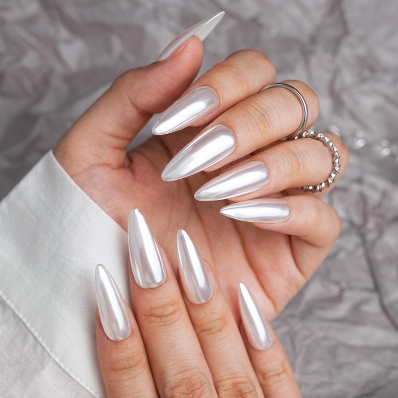 Pretty Diva White Chrome Nails Powder - 0.3g Super Glossy Mirror Effect White Moonlight Chrome Powder for Nails Manicure Pigment, Beginner-Friendly for Gel Nails - Image 2