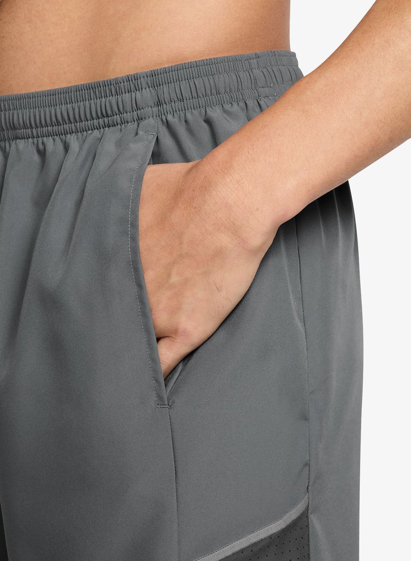 Nike 9" Dri-Fit Miler Ultra Lightweight Shorts - Image 4
