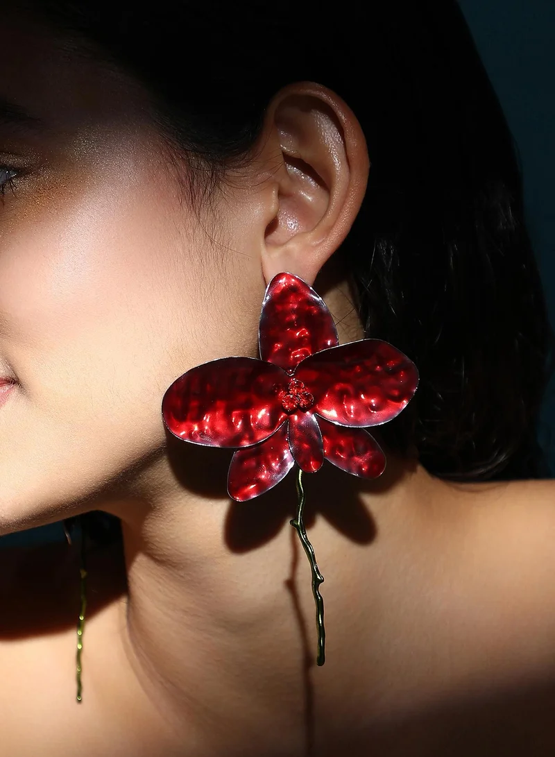 سوهي أقراط متدلية صناعية بتصميم أزهار ملتفة من الإيناميل