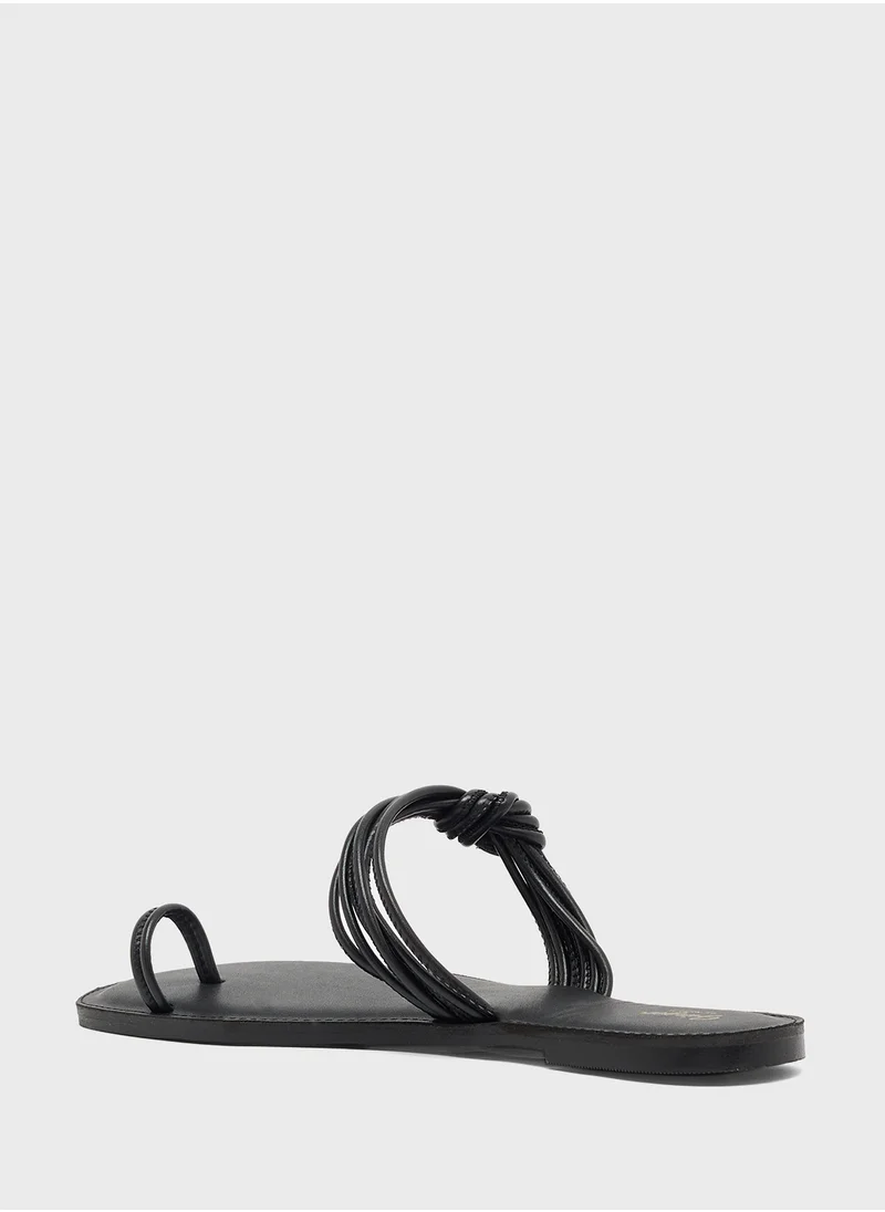 جينجر Casual Toe Post Sandal