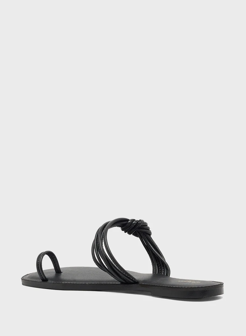 جينجر Casual Toe Post Sandal