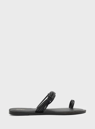 Ginger Casual Toe Post Sandal