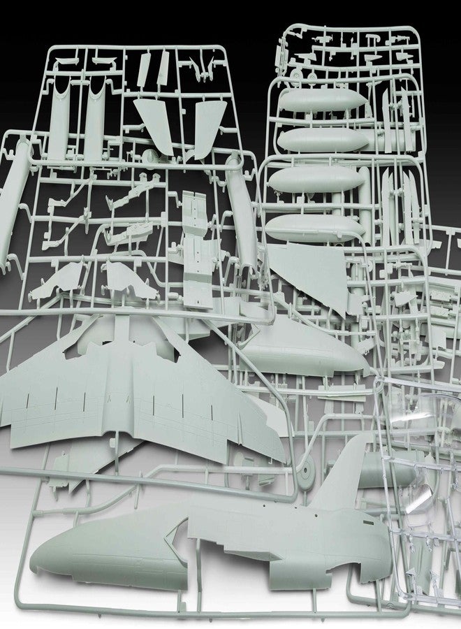 REVELL OF GERMANY 04284 1/32 BAe Hawk T.1 Red Arrows - Image 5