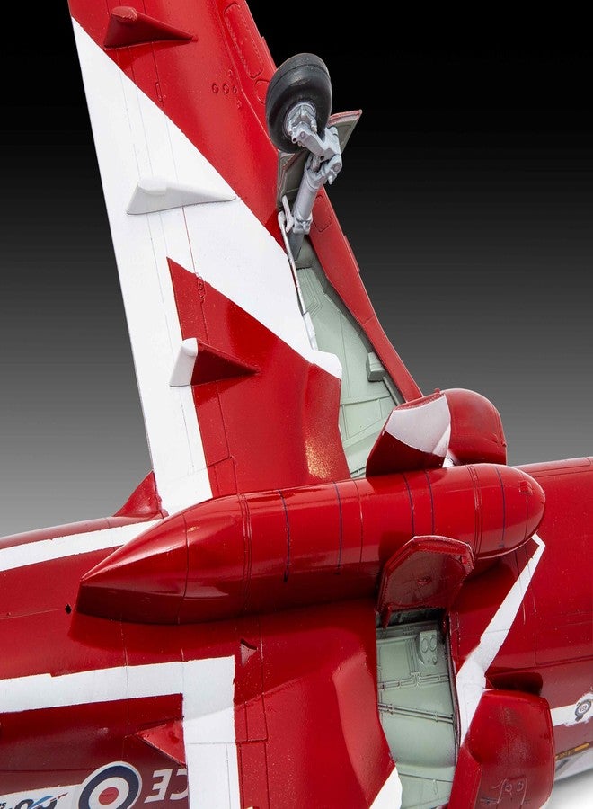 REVELL OF GERMANY 04284 1/32 BAe Hawk T.1 Red Arrows - Image 3