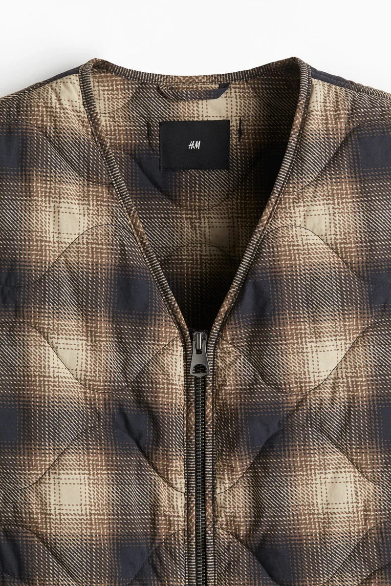 اتش اند ام جيليه مبطن بقصّة عادية