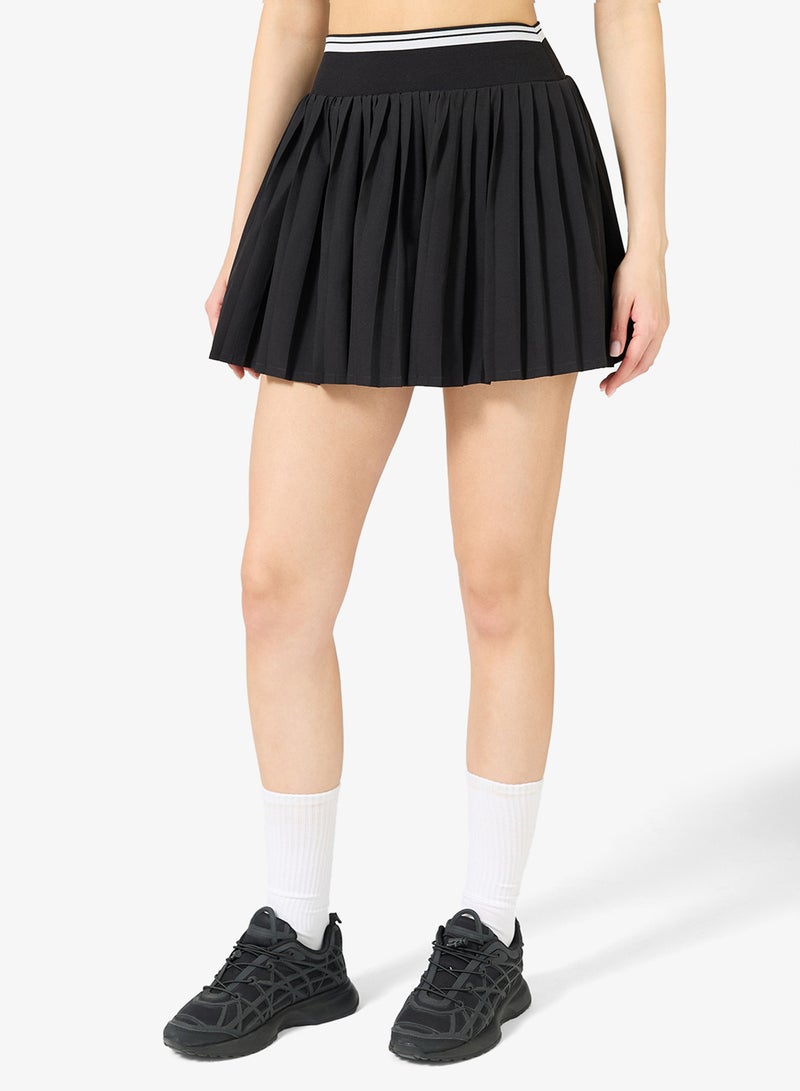 FRWD Contrast Trim Sports Bra & Pleated Skirt Tennis Set - Image 4