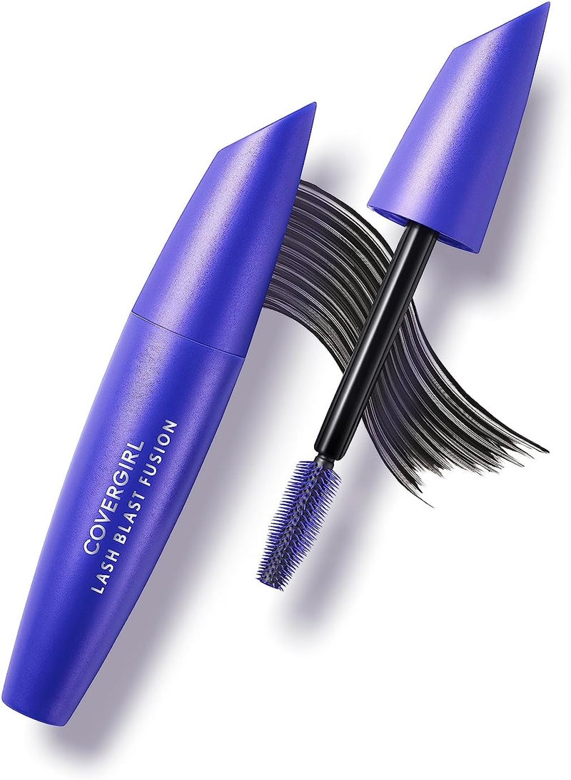 Covergirl Lash Blast Fusion Mascara in Very Black - Volumizing and Lengthening Formula - Image 5