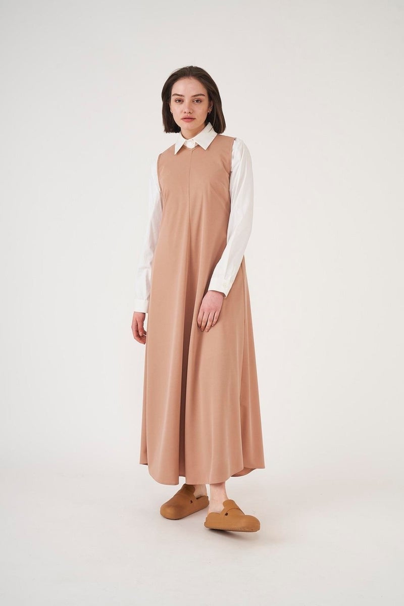 Mevra Fit Vest Camel - Image 1