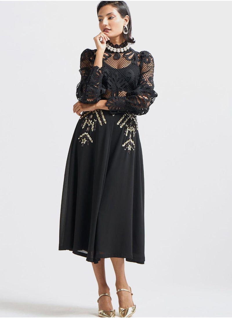 Embellished Midi Skirt - pzsku/ZE1B36E5C3662FF0210C9Z/45/_/1713270242/89bdab0b-2f3e-4f87-b561-3ab75d88c8da