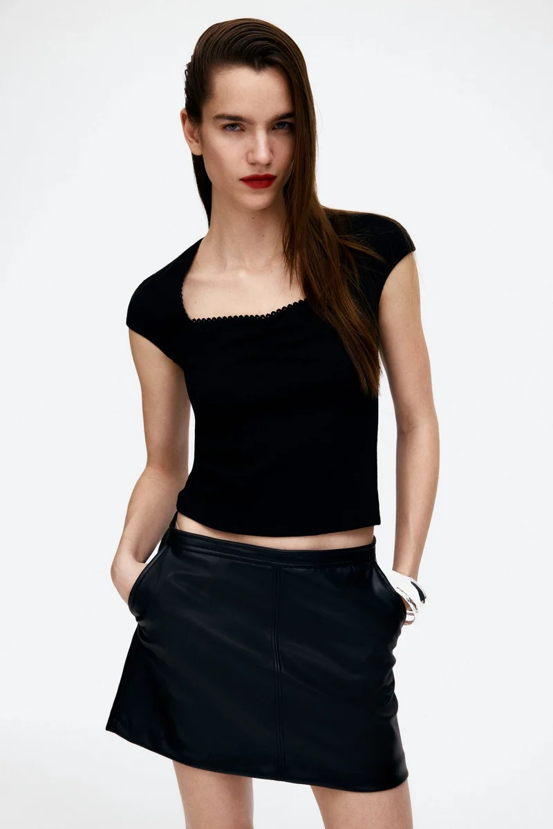 H&M Ribbed sweetheart-neck top