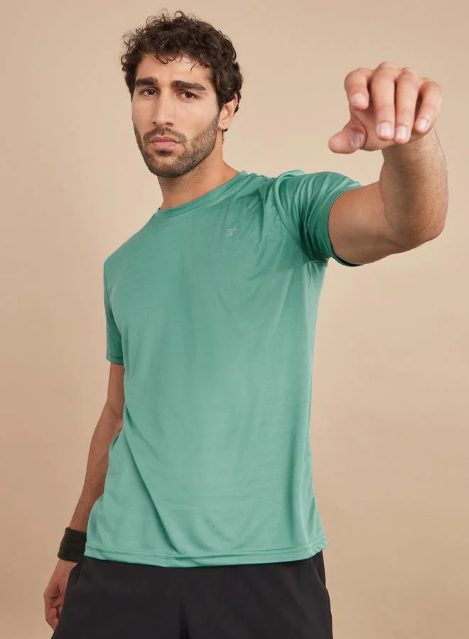 Styli Styli Regular Dry Fit T-shirt with Logo Detail