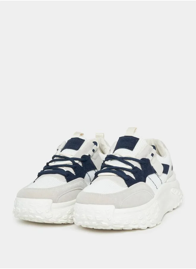 ستايلي Contrast Panel Chunky Sneakers