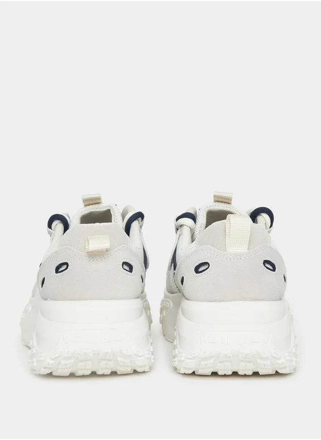 ستايلي Contrast Panel Chunky Sneakers