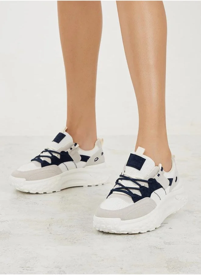 ستايلي Contrast Panel Chunky Sneakers