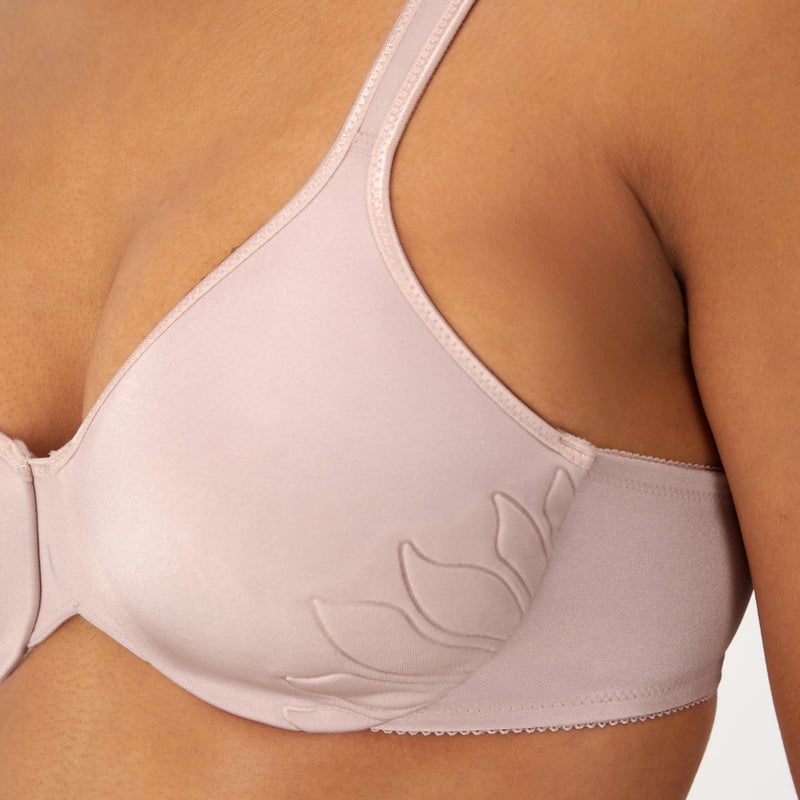 Bali Women's Live It Up Seamless Underwire Bra, White,36 D US - Image 4