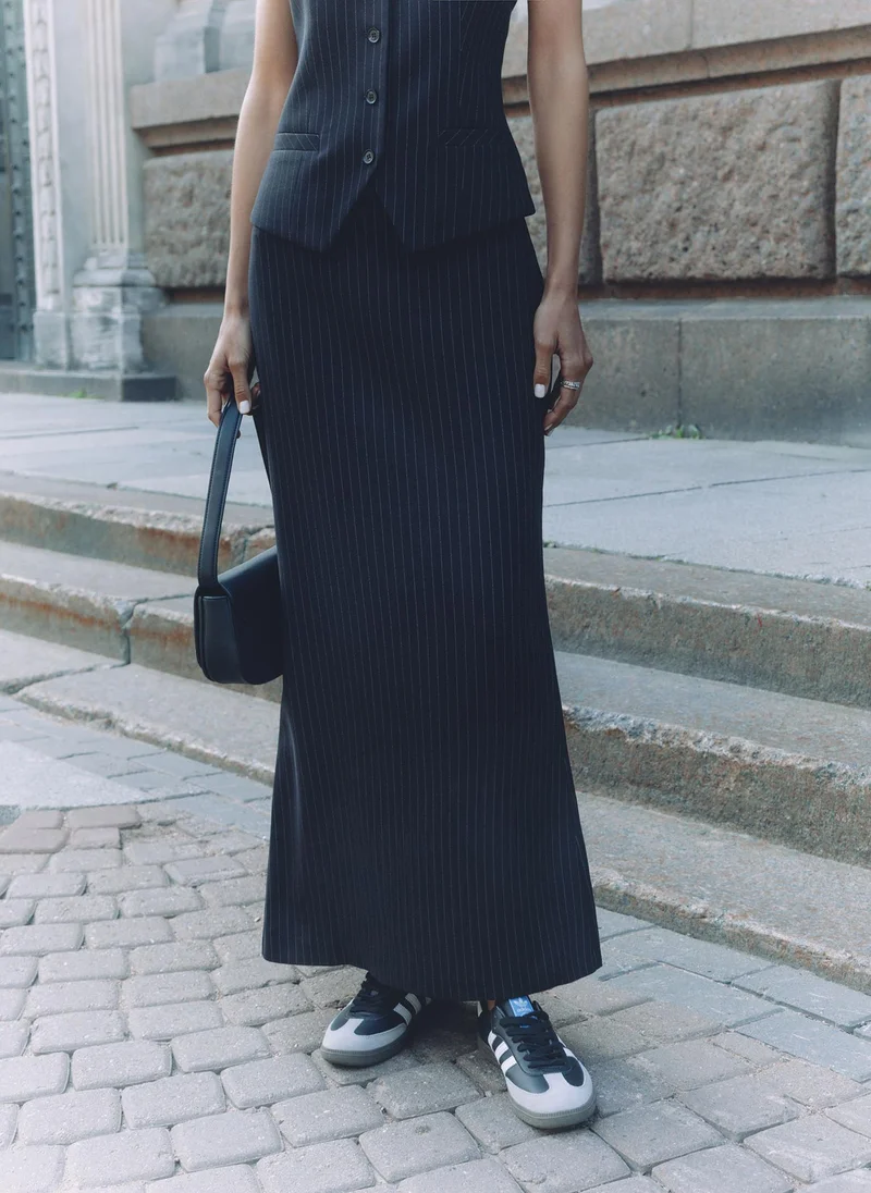 Lichi Maxi skirt with fine stripes