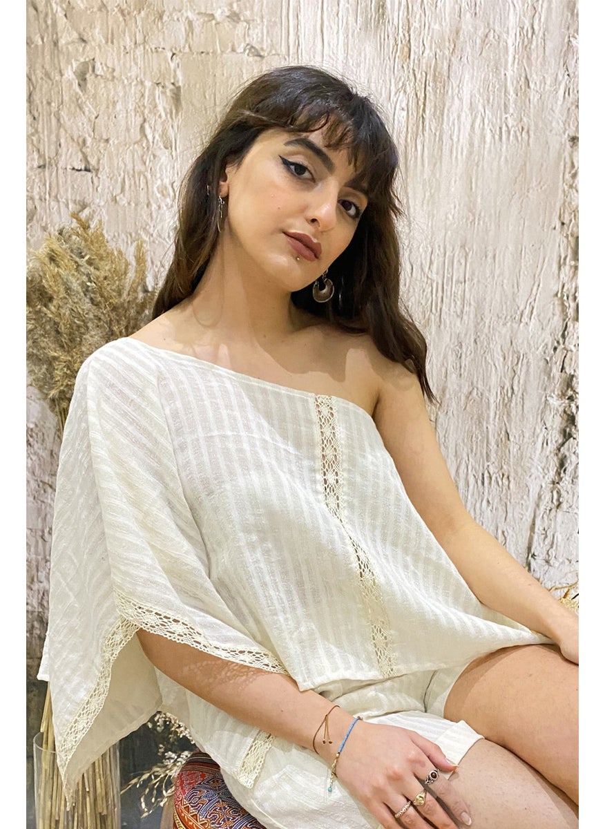 Due Stelle Natural Ribbed Sile Cloth Off White Women's Poncho Blouse  - Image 1