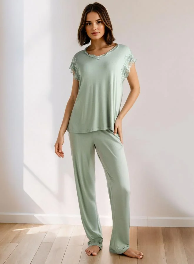 Splash FAV Lace Trim Pyjama Set