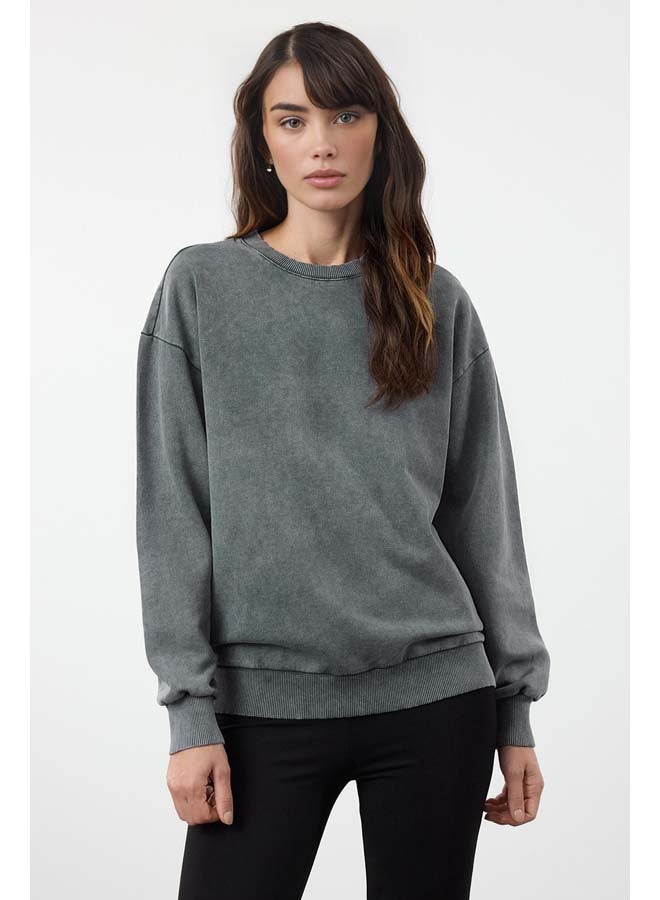 trendyol Anthracite Washed Thick Regular/Normal Fit Crew Neck Basic Knitted Sweatshirt TWOAW24SW00101  - Image 1