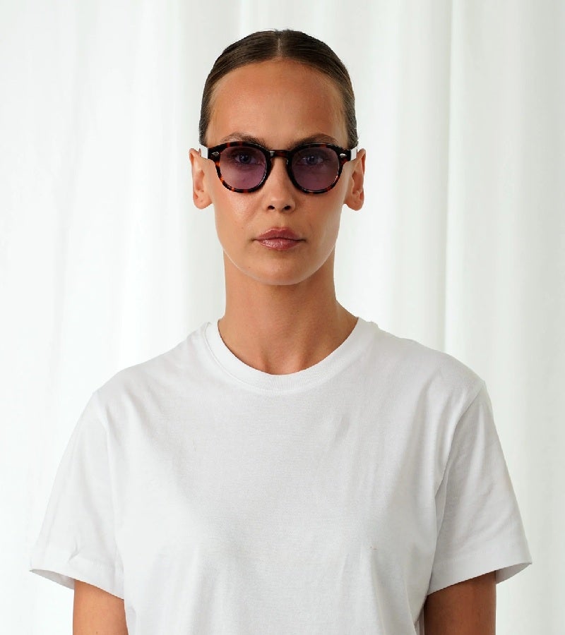  اكسبليست باوتس نظارات شمسية أنيقة للجنسين من إكسبليست بوويتس بتصميم سلحفاة جوني - بنفسجي - Image 4