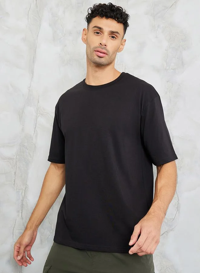 Styli Solid Crew Neck Oversized T-Shirt