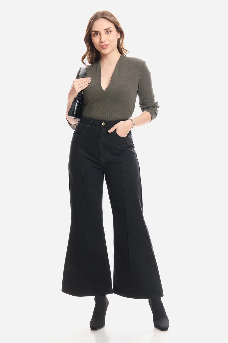 Virgio Solid Cotton Flared Denim for Women