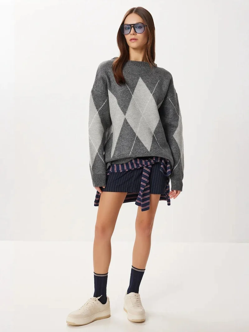 إسطنبول الساحرة ISTANBUL Oversized Sweater with Argyle Pattern