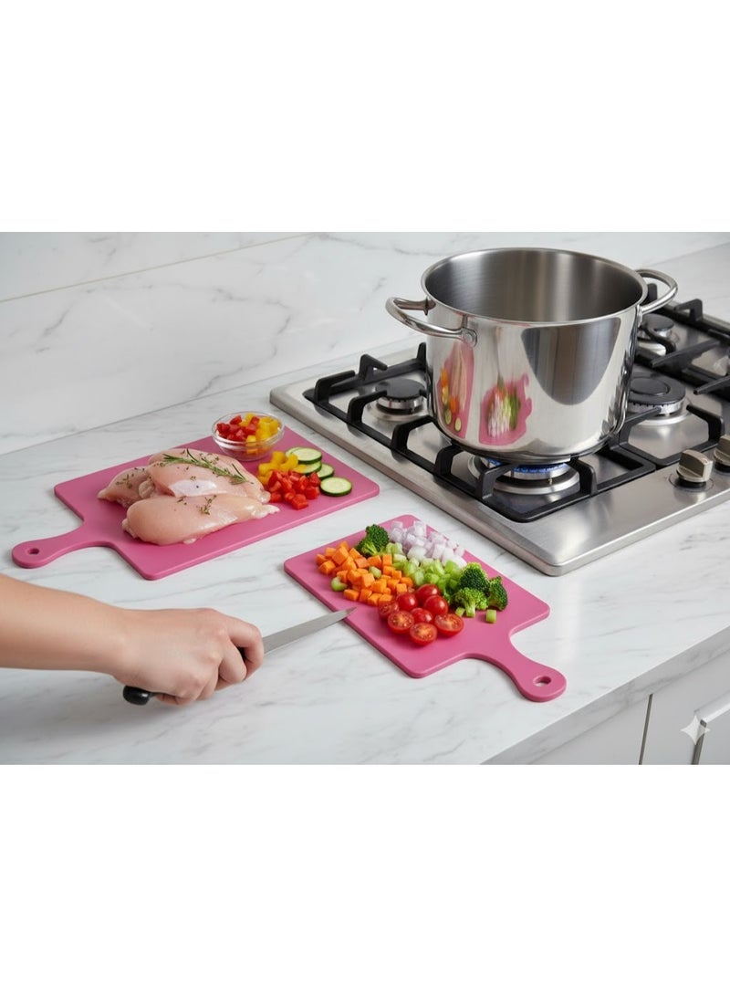 favilla Durable plastic cutting board set – 2 pieces (small + large) – sturdy non-slip surface and comfortable handle for everyday use - Image 3