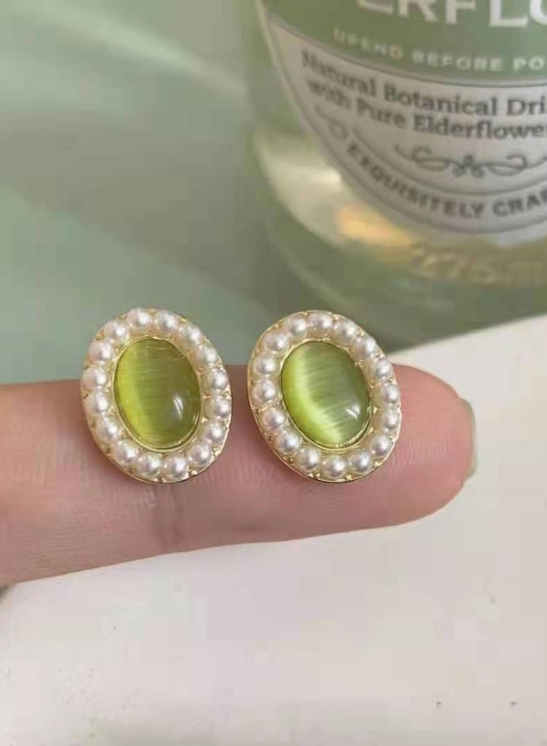 Lavida Oval green  cat's eye stone stud earrings, exquisite zircon earrings, elegant gifts, suitable for women - Image 1