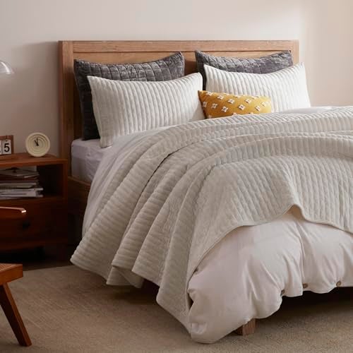 LEAONME Velvet Quilt Set Full/Queen Size 90''x98'', Lightweight White Velvet Comforter Set with 2 Matching Shams, Soft Cross Stitch Bedspread Coverlet Bedding Set for All Season - Image 2