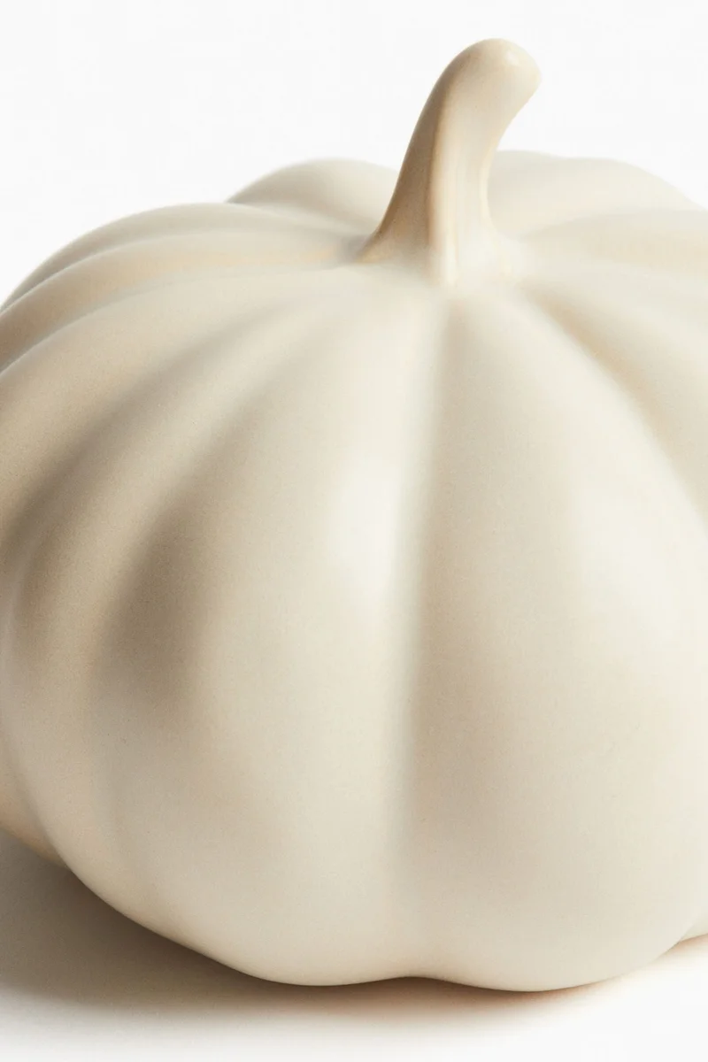 H&M Stoneware decoration