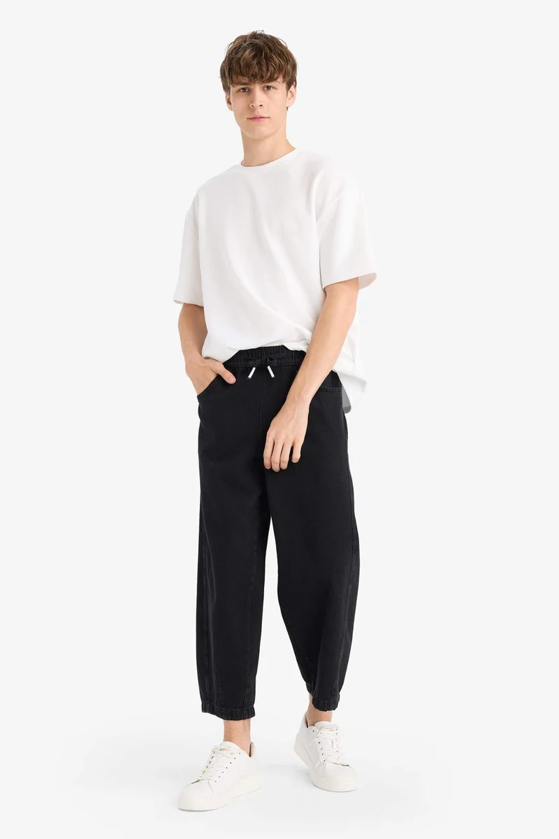 Defacto  Cotton Barrel Fit Elastic Wide Leg Washed Jeans for Men | Best Price UAE