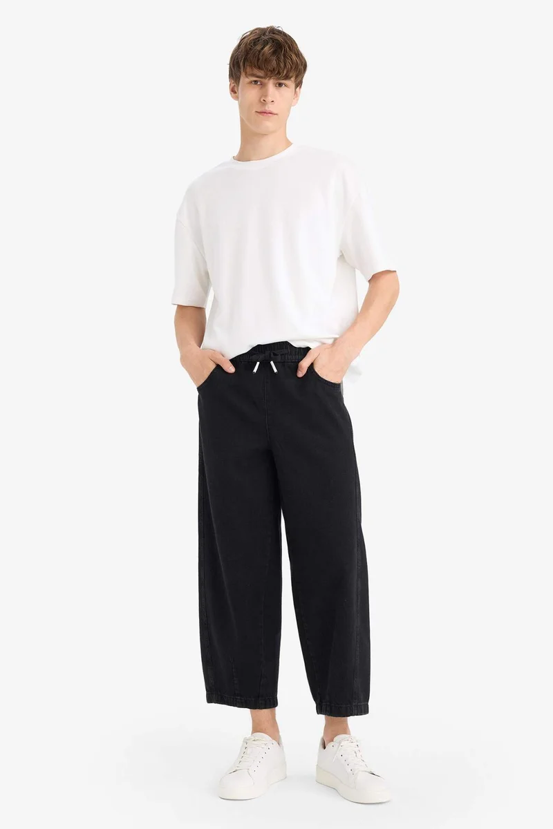 Defacto  Cotton Barrel Fit Elastic Wide Leg Washed Jeans for Men | Best Price UAE