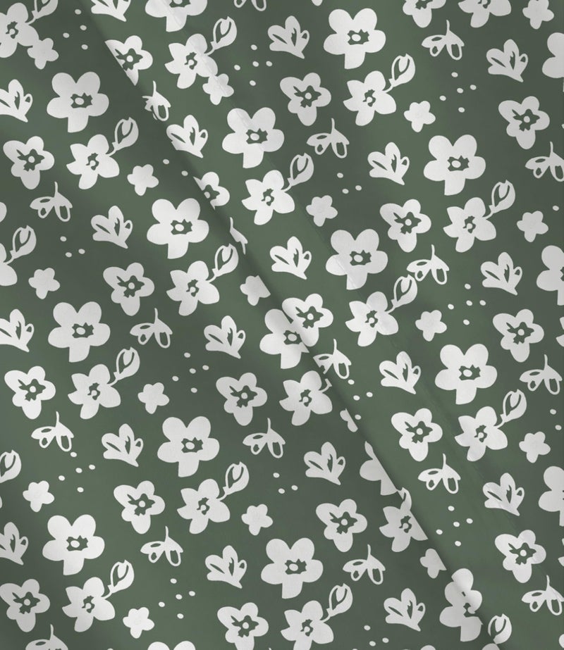 CGK Unlimited Duvet Cover Full Size Set Extra Soft Floral Duvet Cover 80 x 90 with 2 Pillow Shams Comfy Cozy Breathable Floral Bedding Set Hotel Luxury Fade Free with Zipper Closures Ties Green Meadow - Image 2