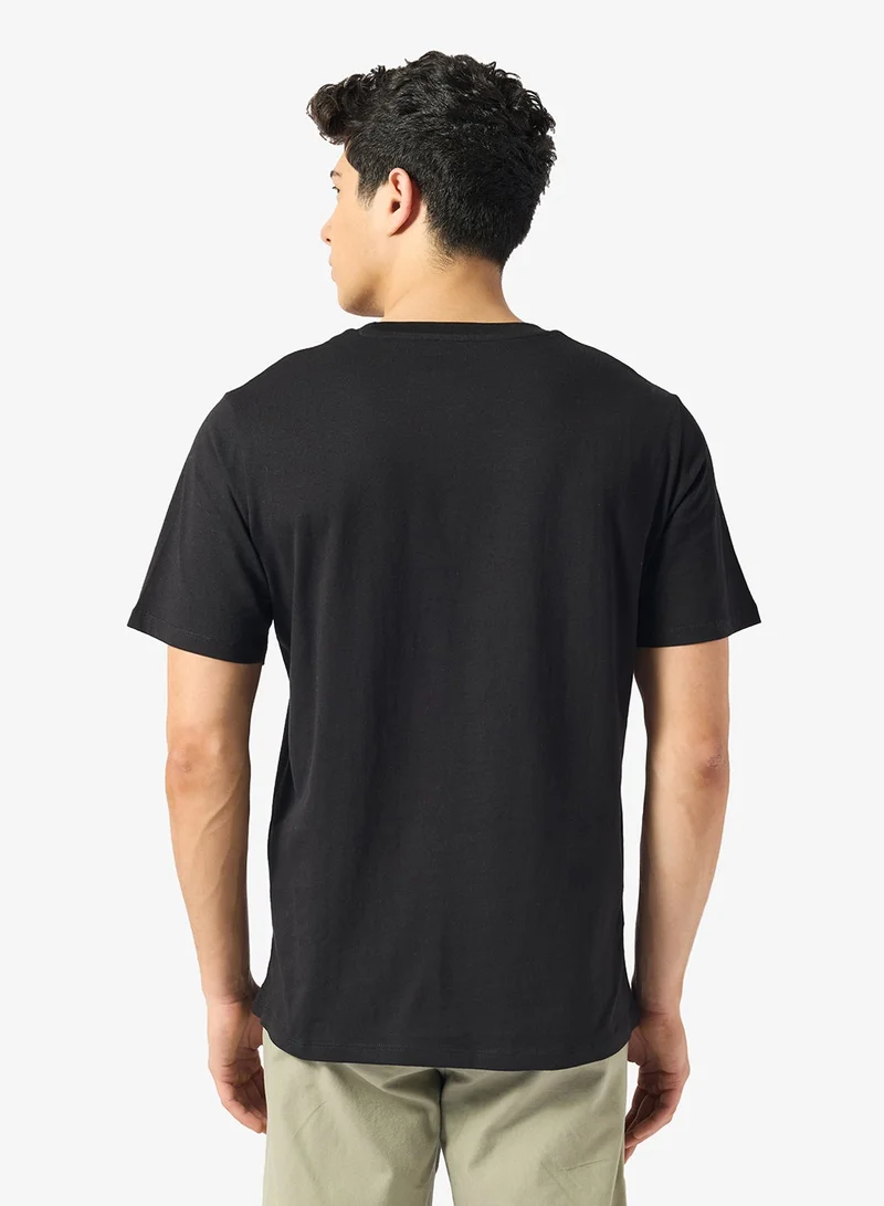 جاك اند جونز تيشيرت بياقة دائرية برسومات