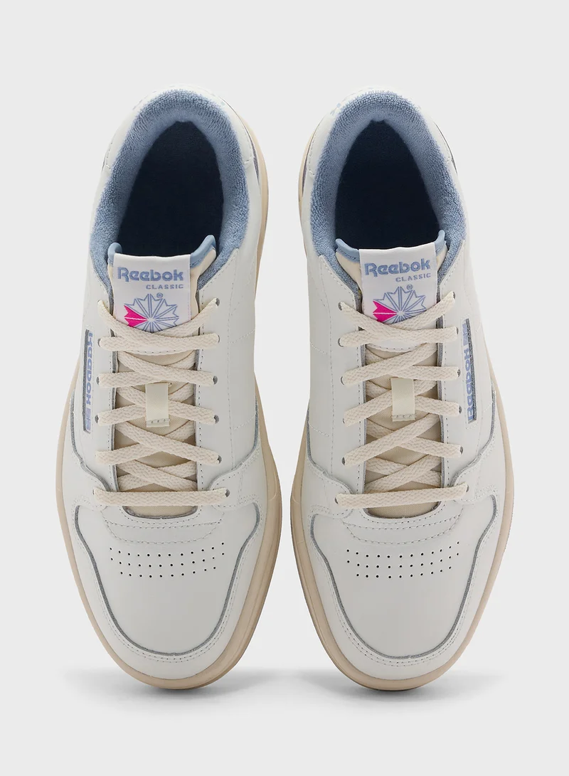 Reebok Phase Court