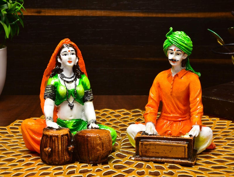 Karigaari India Hnadcrafted Polyresine Set Of 2 Couple as Musicians Instrument Sculpture | Showpiece for Home Décor and Office - Image 1