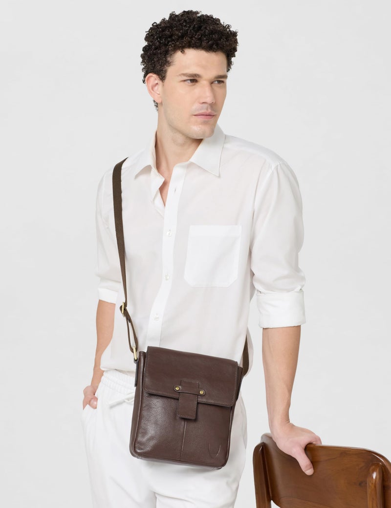 Hidesign Men's Leather Crossbody Bag - Image 2