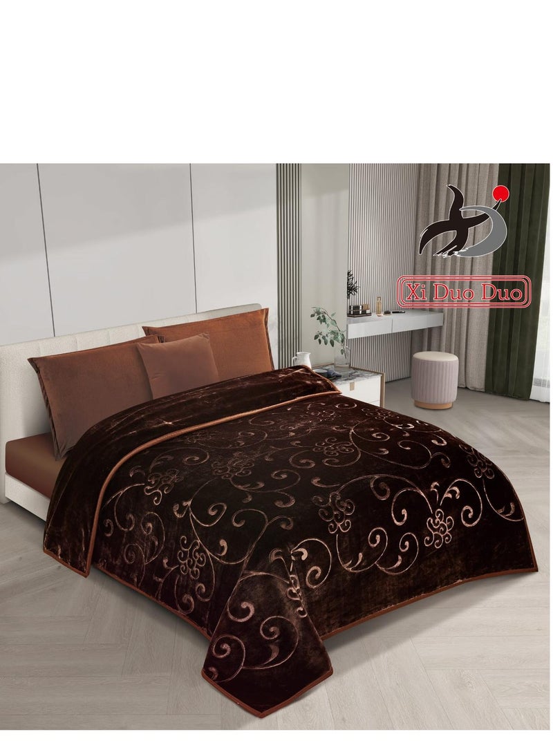 Xi Duo Duo One and a half people, weight 4 kilograms, two floors, engraved face, plain face, glossy, with a super soft texture, size 160*220 cm.