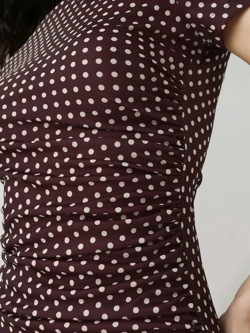 زوبعة فستان ماكسي ضيق مطبوع بفتحة