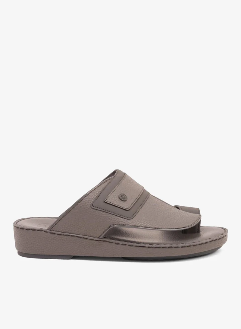 كومفورت بلس صنادل جلدية مريحة بمسند قدم مريح رمادي